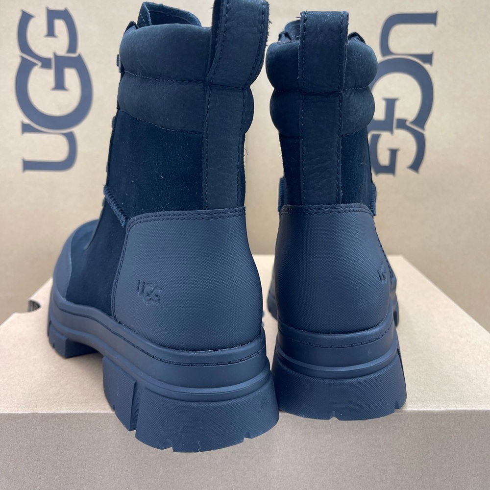 UGG Women's UGG
W / 1174492
W ASHTON WEATHERIZED LACE UP Boots Black - Picture 4 of 16